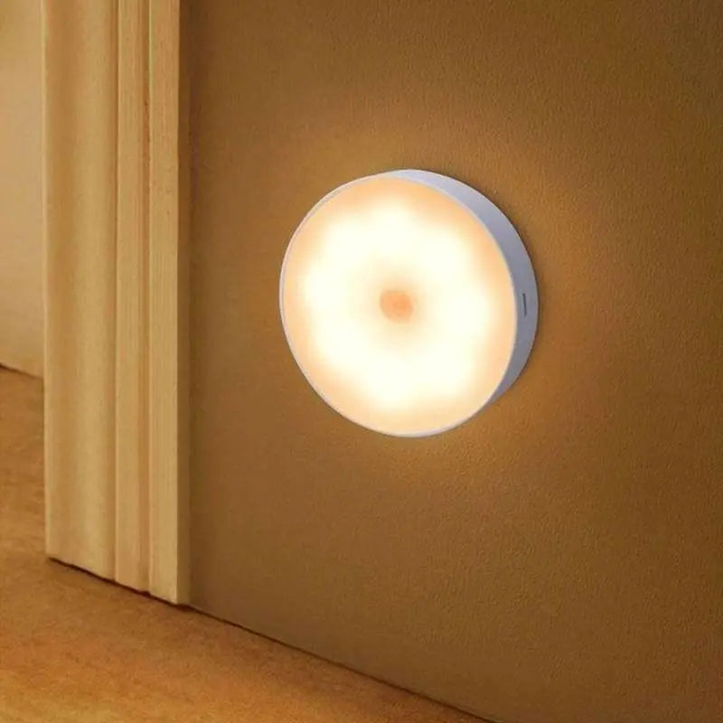 Luz com Sensor de Movimento LightMax - Conforto e Segurança